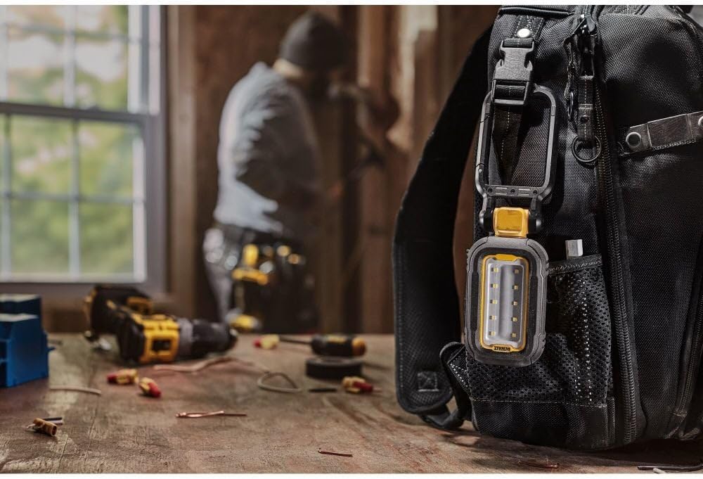 Luz de trabajo USB-C Dewalt DCL182