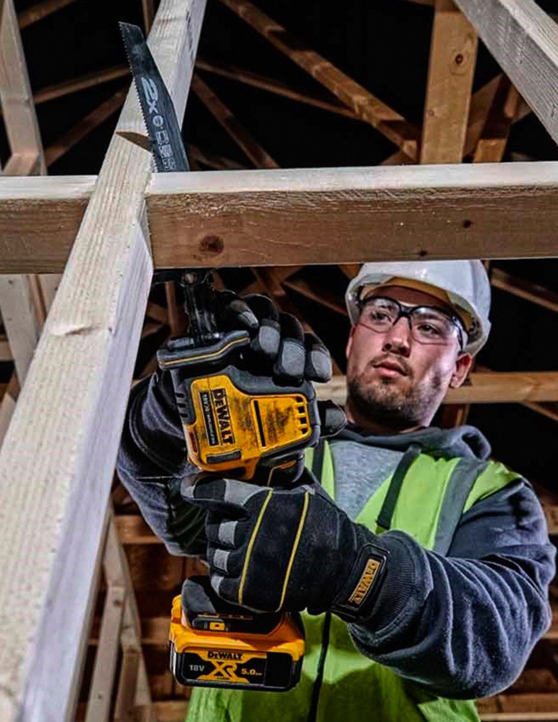 Kit Dewalt 11 herramientas + 3bat 5Ah + Cargador DCB1104 + 4xTSTAK DCK111P3