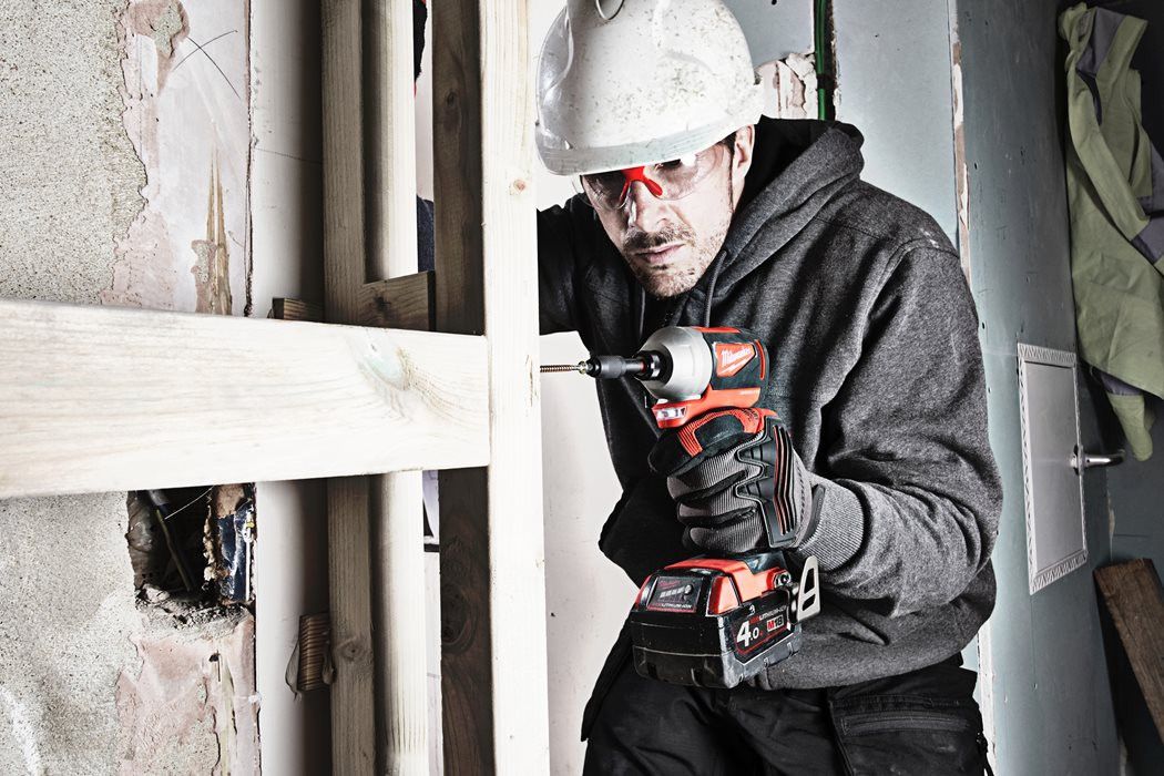 Powerpack 5 herramientas + 2bat 5.0Ah + Cargador + Bolsa Milwaukee M18 PP5B-502B