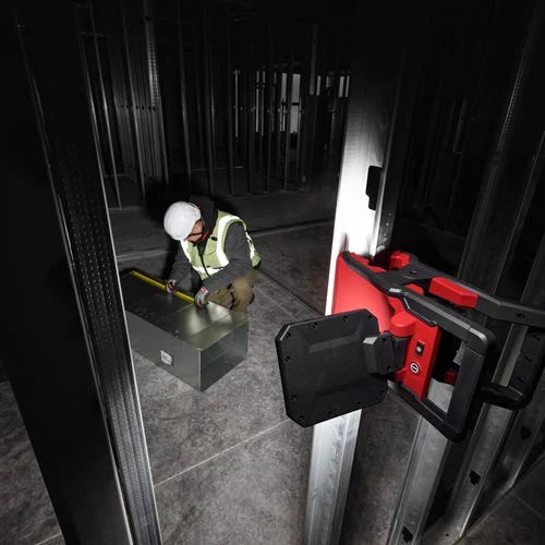 Luz de área pivotante Milwaukee M18 PAL2-0